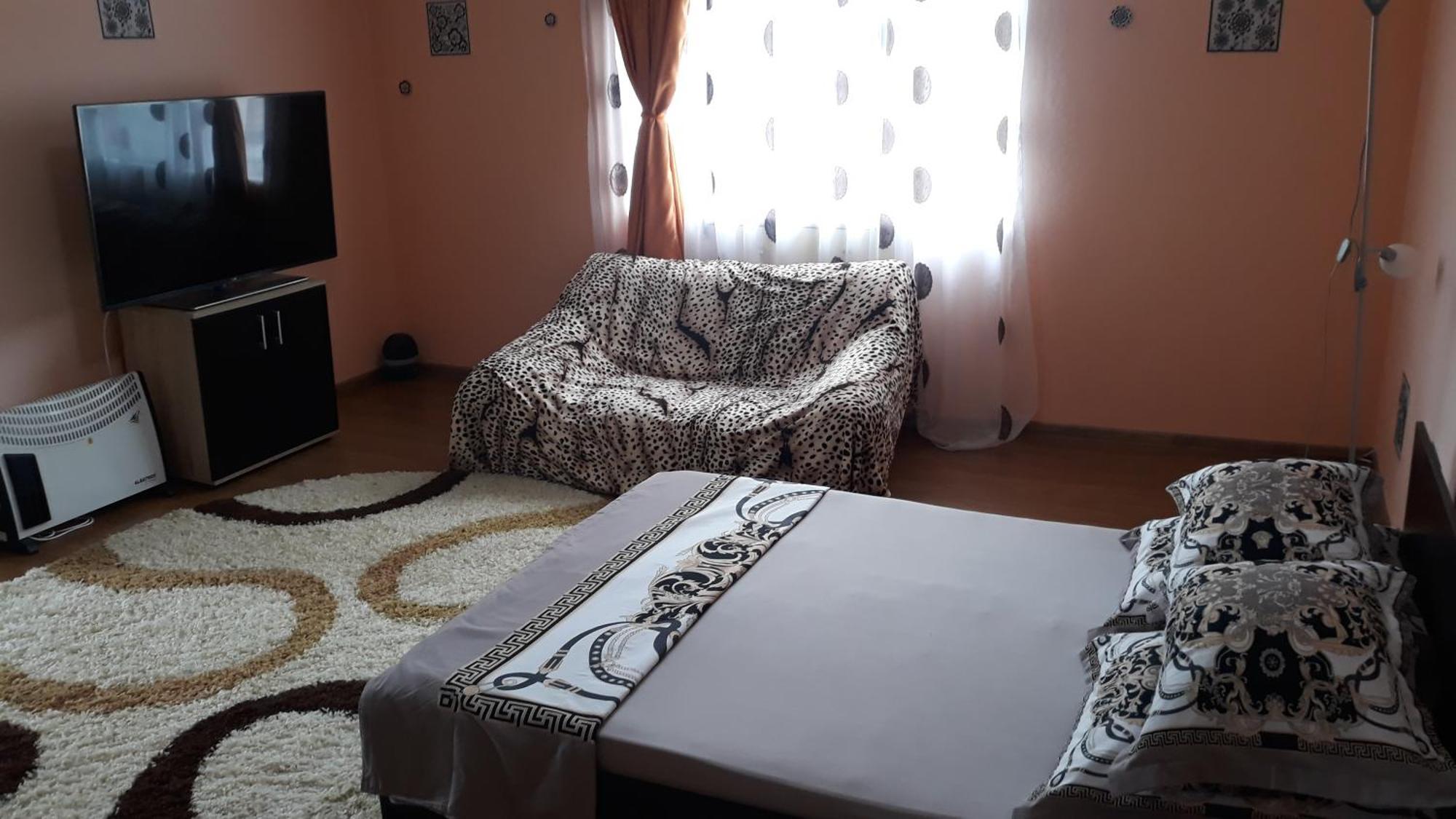 Vila La Izvorul Putinei Haţeg Camera foto