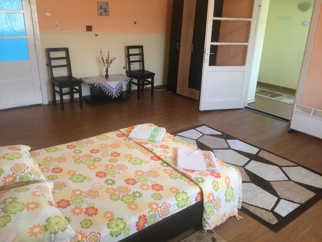Vila La Izvorul Putinei Haţeg Esterno foto